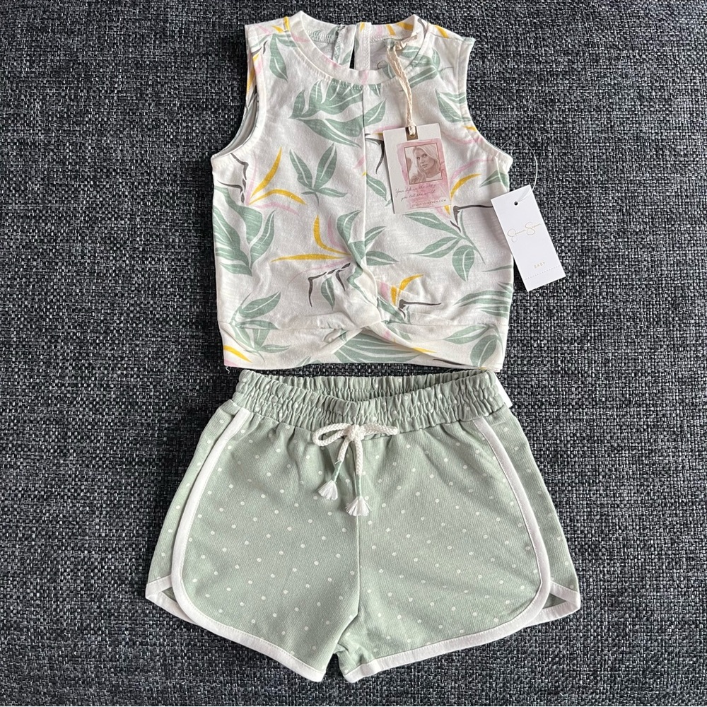 NWT Jessica Simpson Palm 2 Piece Set Size 24 Months